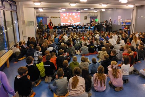 Weihnachtsfeier für die Klassen 5 und 6
