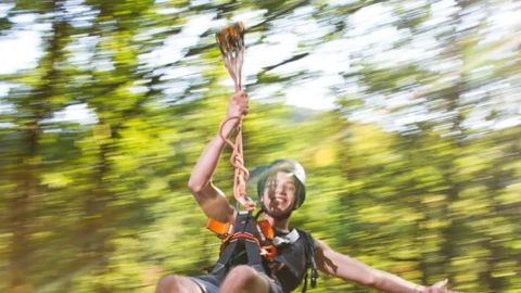 Zipline-Flug